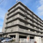 柳井市・中央3丁目 売マンション（2LDK+S）