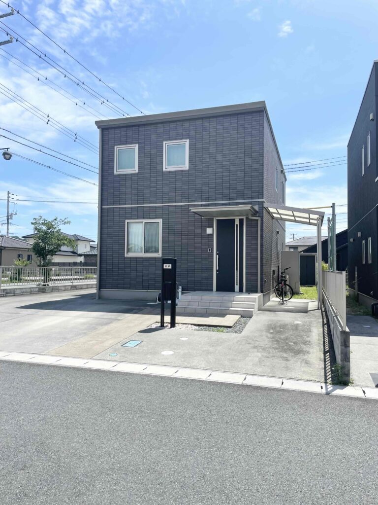 平生町・マロニエ通り 一戸建売家（3LDK＋畳コーナー）※築浅美邸。セキスイハイム様施工・アルク近く