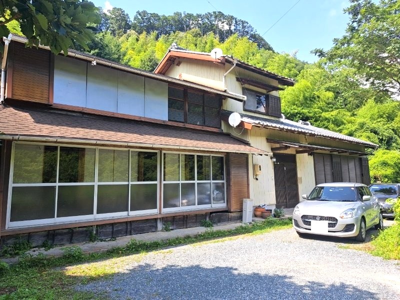静岡県・浜松市 浜名区引佐町田沢 一戸建売家（11DK）